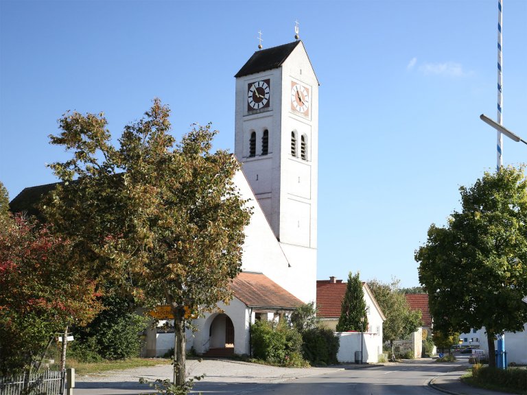 Grossansicht in neuem Fenster: St. Johannes Baptist, Althegnenberg