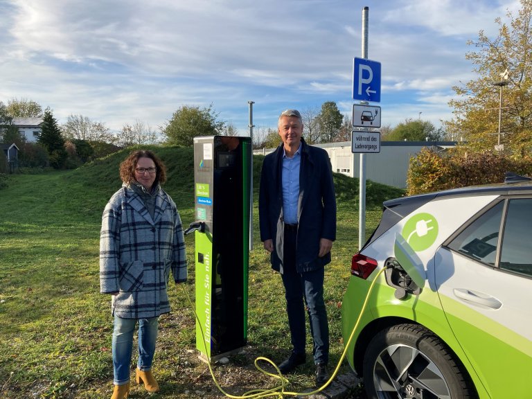 Erste Elektroladesäule in Landsberied